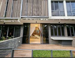 Sunrise Terrace (D28), Terrace #447973941